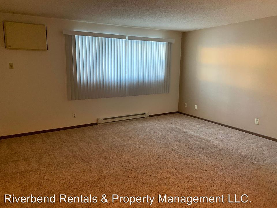 1152 5th St E Apartments Altoona, WI Zillow