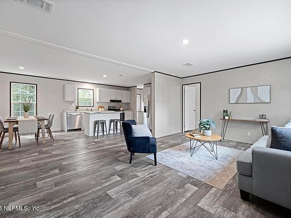 4th image of 2004 BLUE KNOLL Road