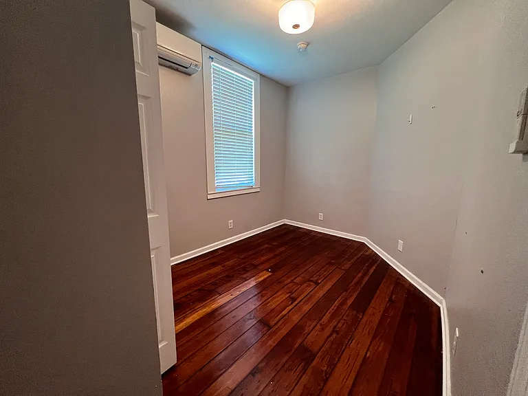 1530 Monroe St #1530 — Photo 9