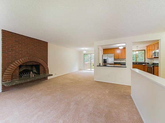 2nd image of 17225 Meadowdale Dr
