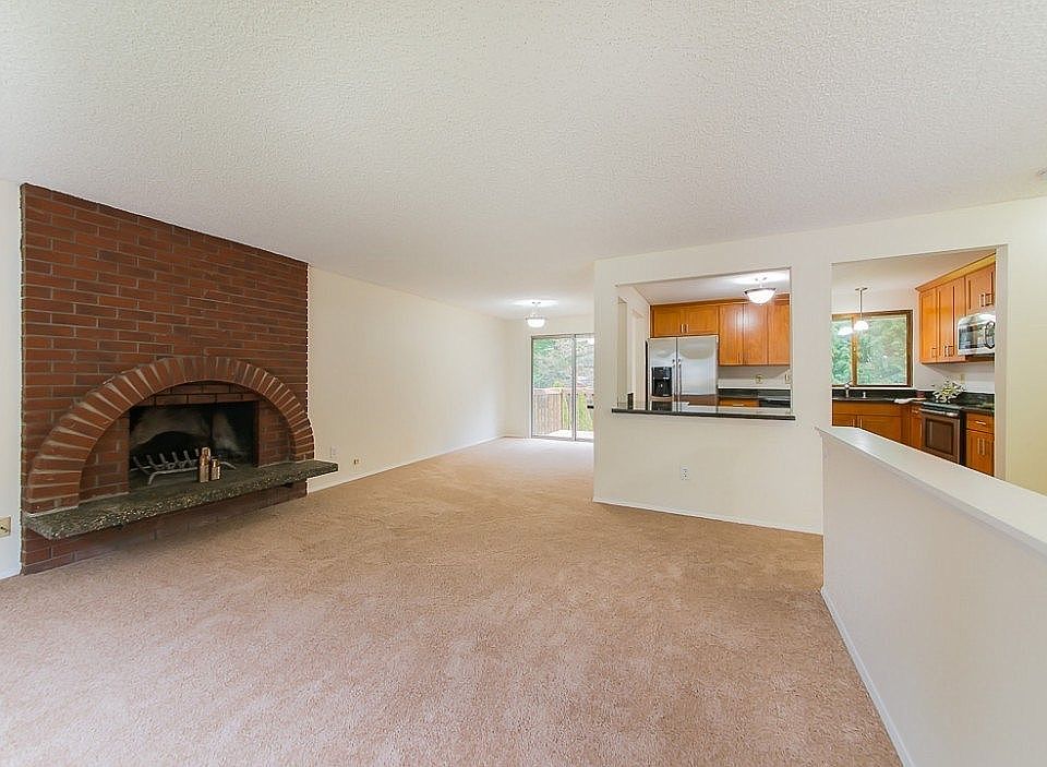 17225 Meadowdale Dr, Lynnwood, WA 98037 Zillow