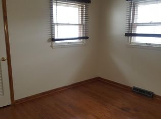 5221 39ave Ave #1YR, Kenosha, WI 53144