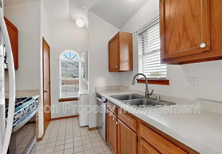 5344 Chuckwagon Trl NW — Photo 9