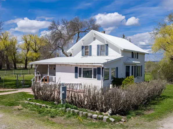 38079 Pablo West Rd, Pablo, MT 59860