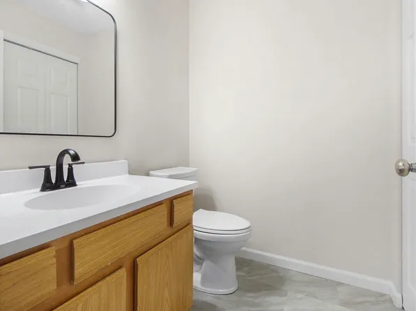 1506 Cornerstone Ct #A, Marion, IL 62959