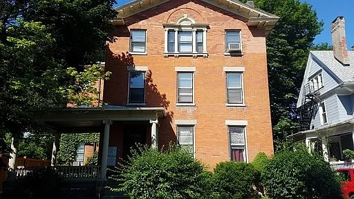 67 S. Washington St — Photo 4