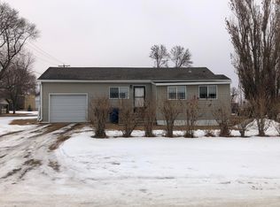 20 Hughes Ave NW, Sykeston, ND 58486