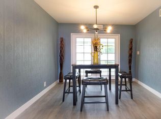702 N 56th St, Mesa, AZ 85205