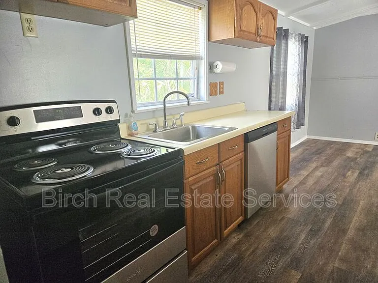 8628 Adonis Rd — Photo 11