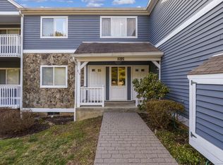212 Windgate Cir #F, Monroe, CT 06468