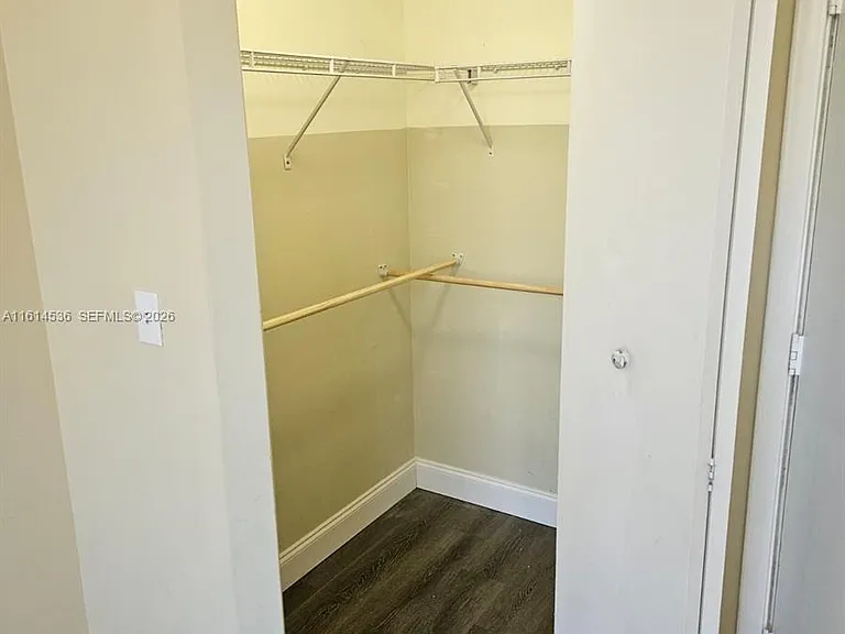 2775 Ne St #187 — Photo 7