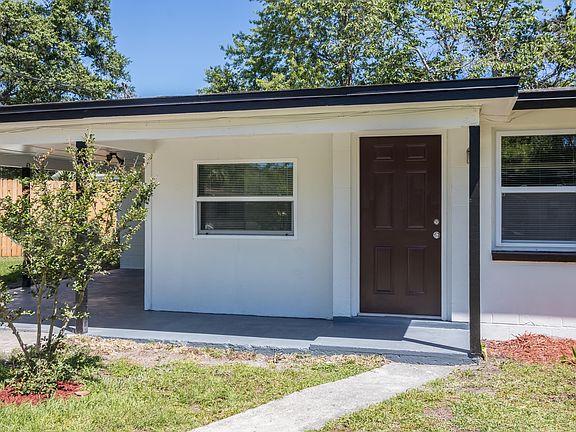 5th image of 7067 Delisle Dr