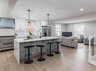 829 Thomas Rd, Columbus, OH 43212