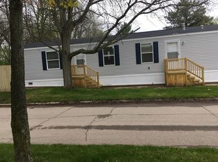 5090 Newcastle Dr, Mount Morris, MI 48458