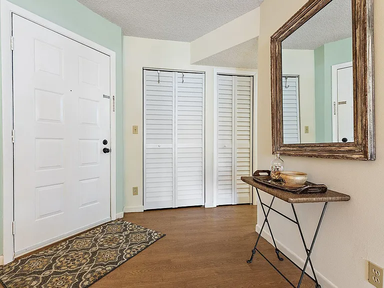 1605 S US Highway 1 #B205 — Photo 4
