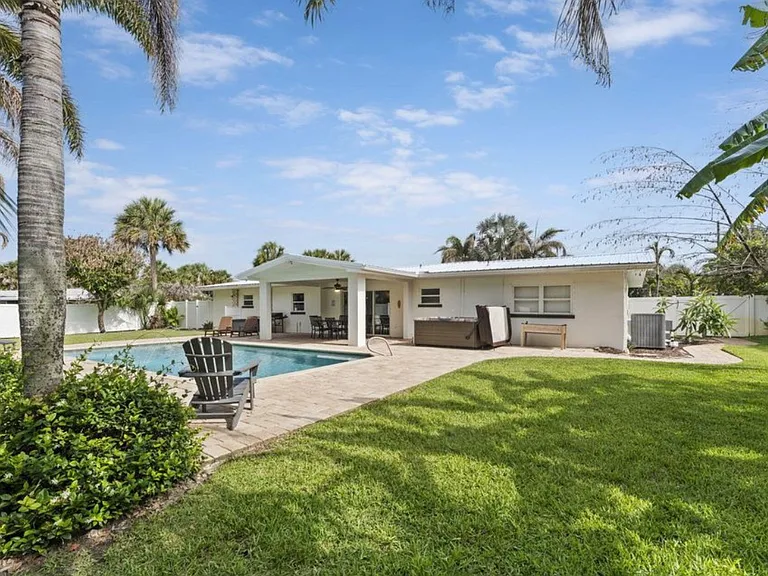 415 Hibiscus Trl — Photo 19
