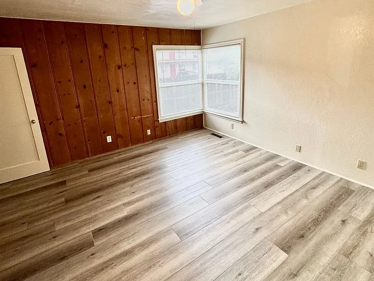 1119 Citrus Ave — Photo 12