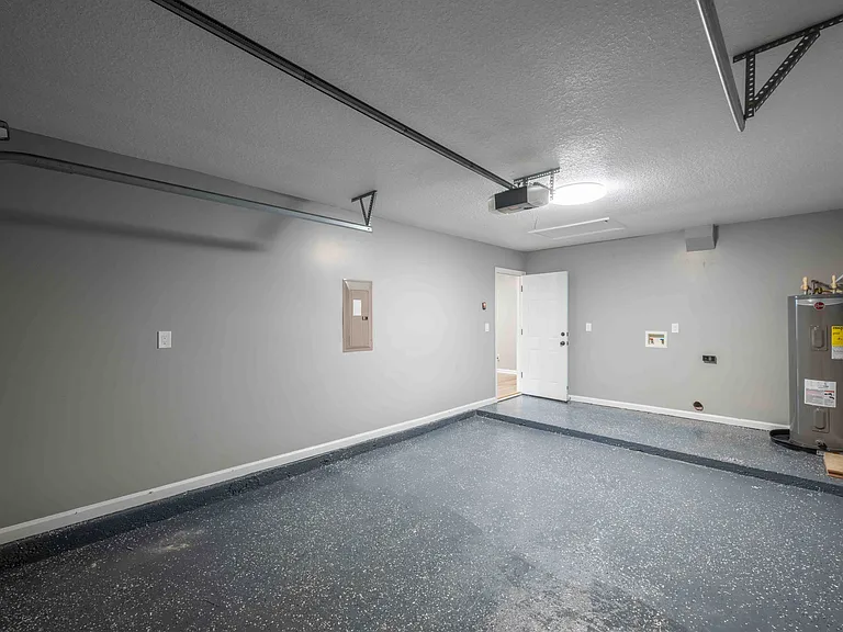 8205 Berry Ave — Photo 27