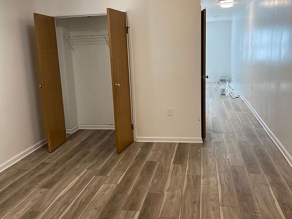 5th image of 4046-52 Ogden St #C