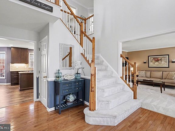 4th image of 5 Saint Thomas Ct