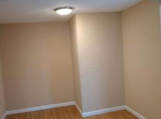 216 Quequechan St #3, Fall River, MA 02723