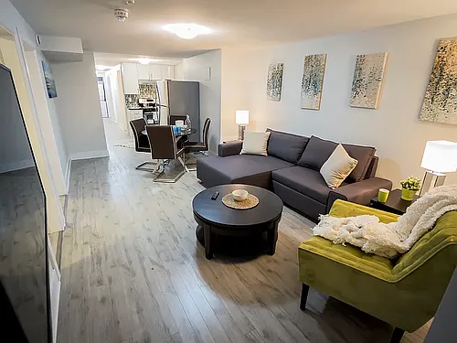 73 Blackburn Ave #73-1A Photo 1