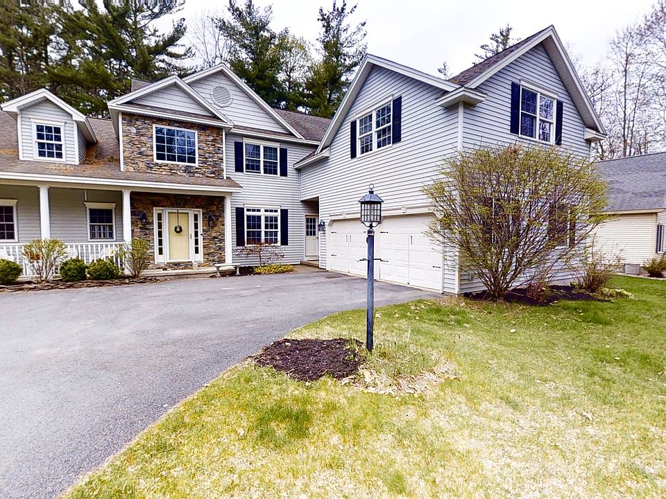 1st image of 34 Hearthstone Dr