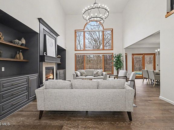 3rd image of 3962 Secluded Ravine Ct