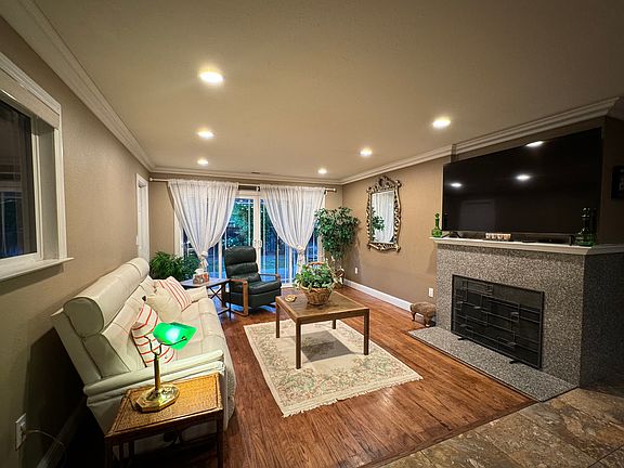 5th image of 2023 Pruneridge Ave