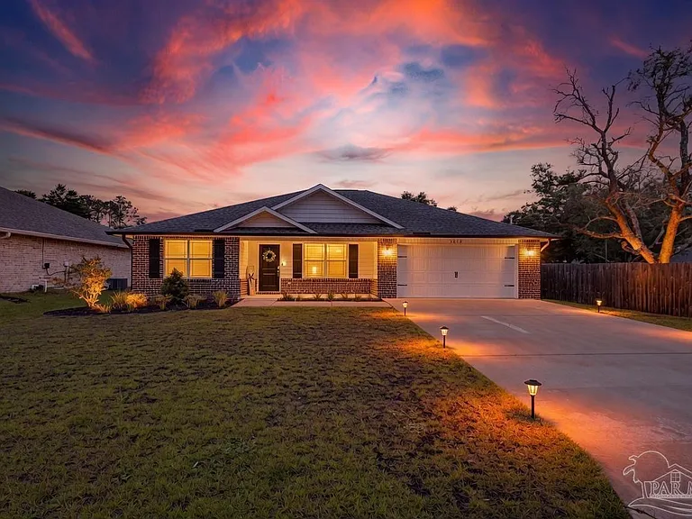 3613 Berkley Ln — Photo 2