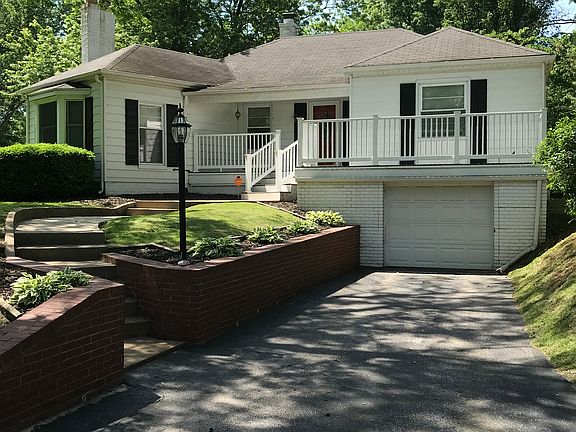 2nd image of 1 Dardenelle Dr