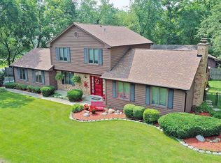 23880 N Overhill Dr, Lake Zurich, IL 60047