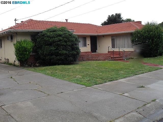 2nd image of 126 Di Maggio Ave