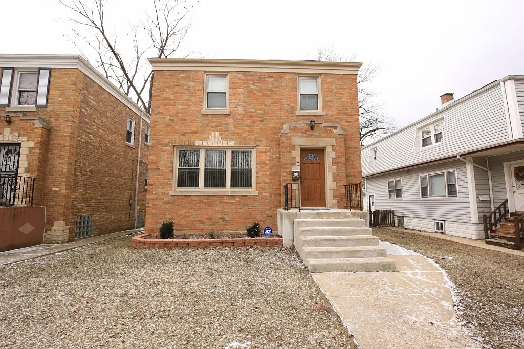 3034 N Nottingham Ave photo 1
