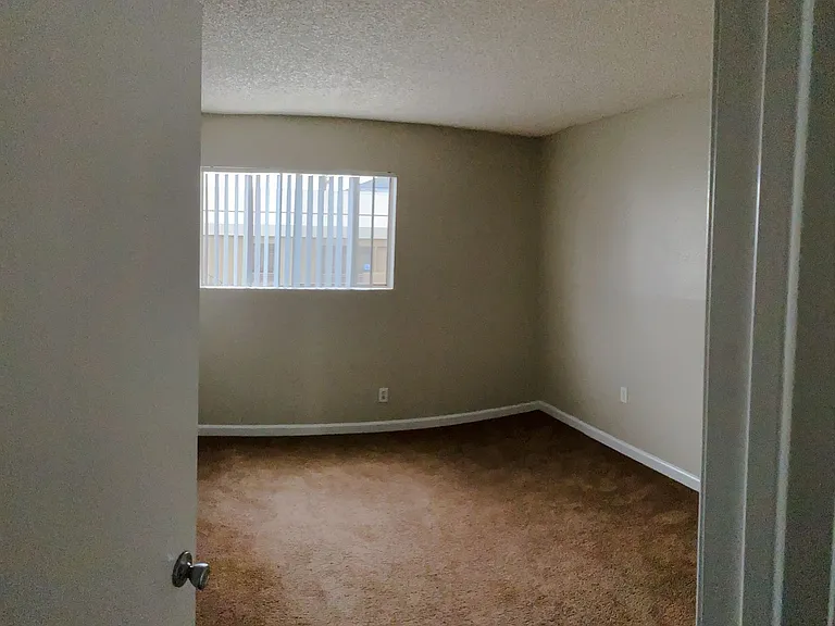 Estrella Gardens — Photo 26