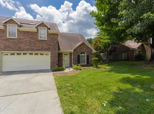 709 Landing Ln, Knoxville, TN 37934