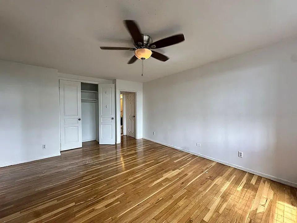 483 Ocean Pkwy #5E