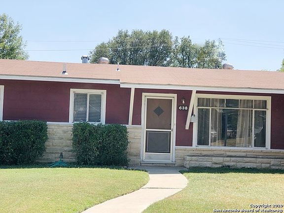 2nd image of 638 Edgebrook Ln
