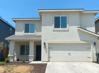 553 Barcelona Ct, Merced, CA