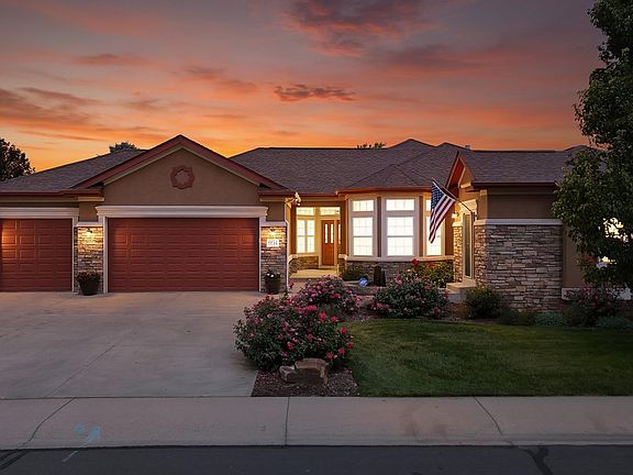3rd image of 6694 Spanish Bay Dr