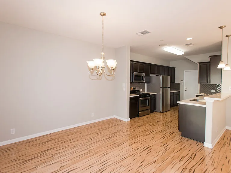 1620 Bryant Dr #103 — Photo 7