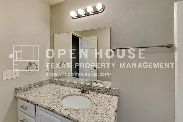 6306 Big Springs Dr — Photo 16