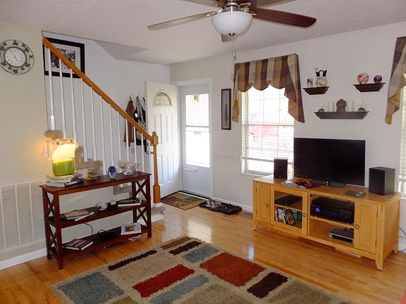 4th image of 6040 Tennyson Dr