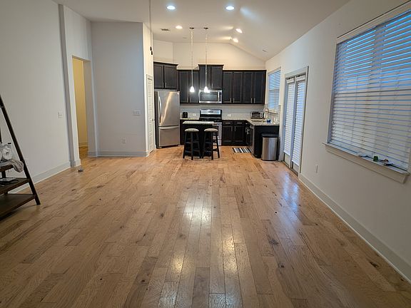 3rd image of 7207 Cordelia Ct