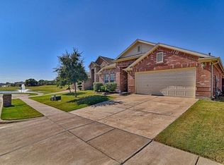 9104 Chalkstone St, Arlington, TX 76002