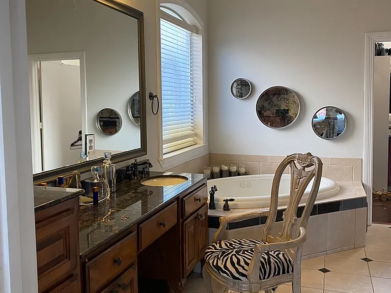 8305 Southridge Ct — Photo 10