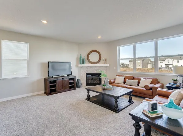838 Foxglove Ter, Waconia, MN 55387