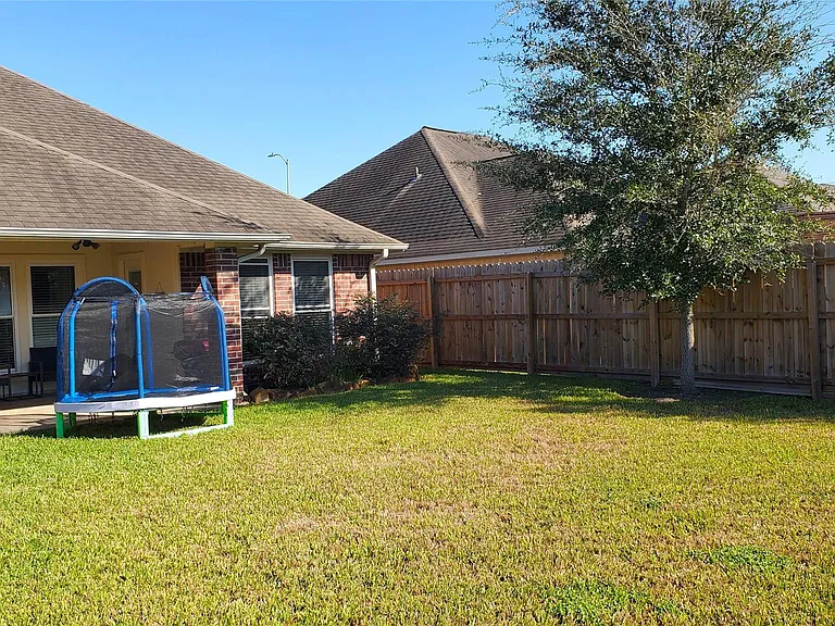 5106 Misty Ln — Photo 19