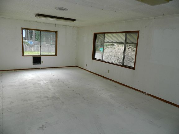 5th image of 20311 67th Ave E