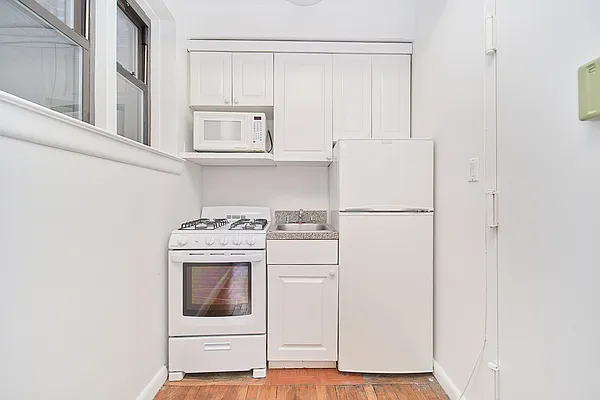 Rented by Living New York | media 4